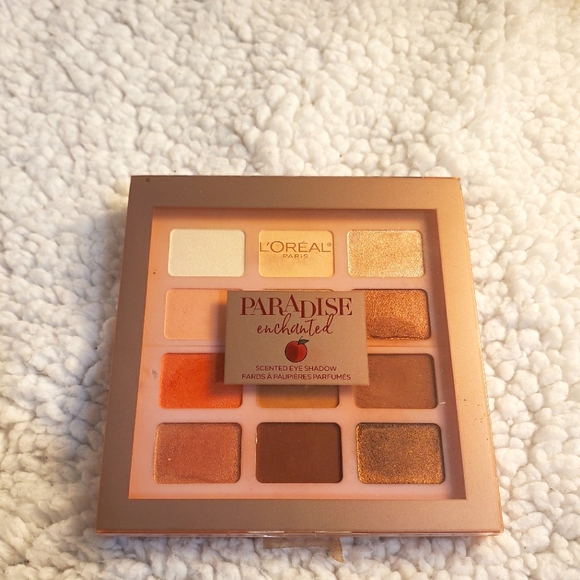 L'Oreal Paris Paradise Enchanted Scented Eye Shadow - Picture 2 of 2